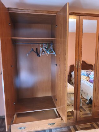 Cabecero cama 1,20 y mesita madera