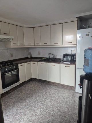 AMPLIO PISO EXTERIOR DE 139 m² CON GARAJE