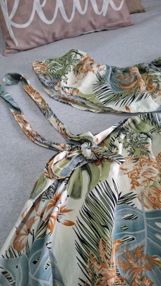 Conjunto Boho Falda Pareo y Top Tropical