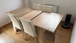 Mesa extensible y 4 sillas