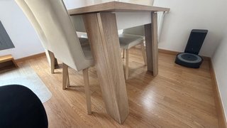 Mesa extensible y 4 sillas