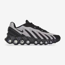 Nike Air Max DN8 Gris Rojo