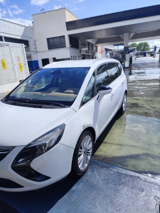 Opel Zafira Tourer 2012