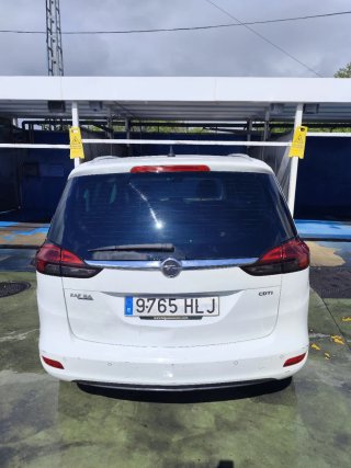 Opel Zafira Tourer 2012
