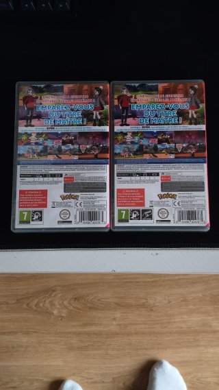 Pacchetto 2 Giochi Pokémon Spada Nintendo Switch