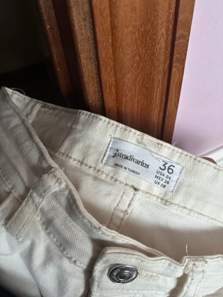 Pantalón crema