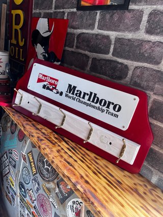 Perchero Marlboro Racing Team