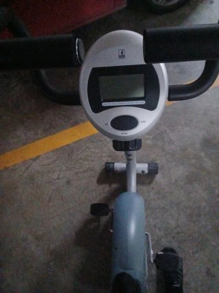 Bicicleta Estática Training 127