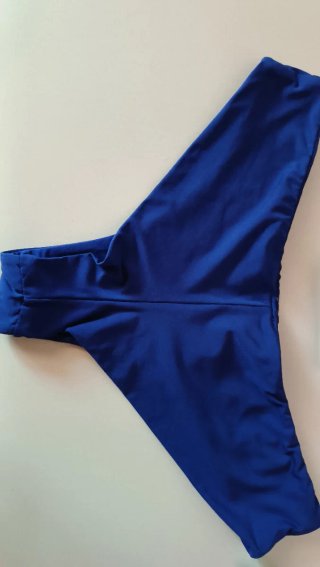 Lote 4 partes de abajo bikini Talla M a 4€ todas