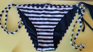 Lote 4 partes de abajo bikini Talla M a 4€ todas