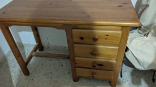 Dormitorio: armario, cabecero escritorio, estante