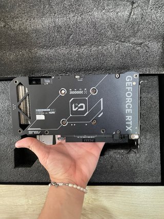 MSI RTX 4060 Tarjeta Gráfica