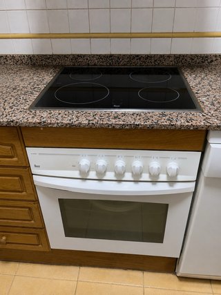 Teka Vitrocerámica y Horno