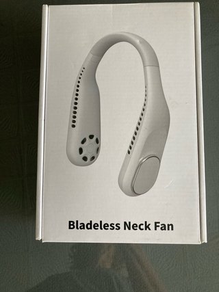 Ventilador de cuello blanco