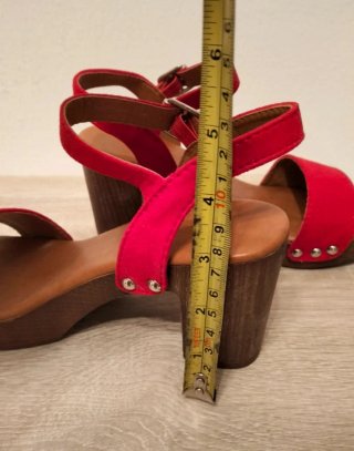Sandalias preciosas