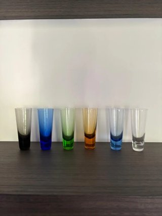 Bicchierini da liquore in vetro colorati