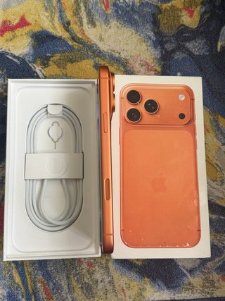 iPhone 17 Pro Max Naranja