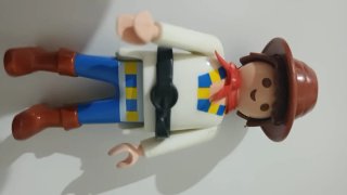 Playmobil vaquero con sombrero y pañuelo