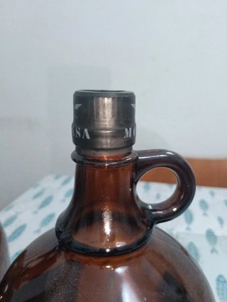 Botella Mombasa Club vacía 200cl  Botella sellada