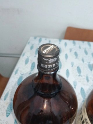 Botella Mombasa Club vacía 200cl  Botella sellada