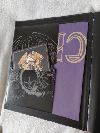 Libro 40 años de Queen