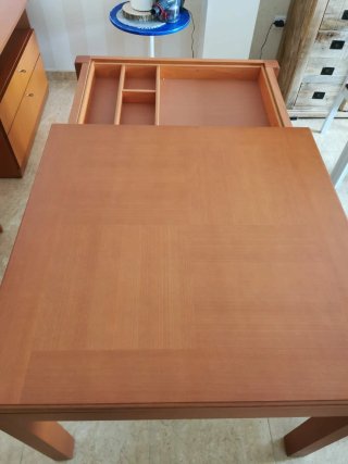 Mesa extensible de madera maciza
