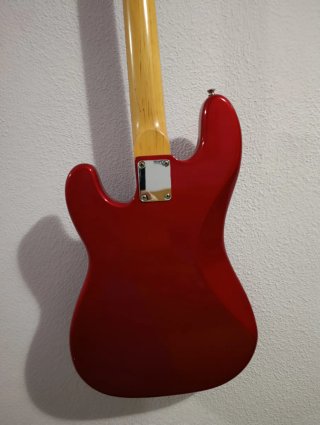 Bajo Academy Rojo Brillante