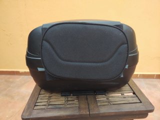 Baúl Moto Shad SH37 Negro