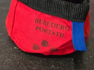 Bebedero portátil para mascotas