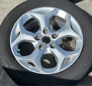 Llantas Ford Focus C-Max 16” 5x108