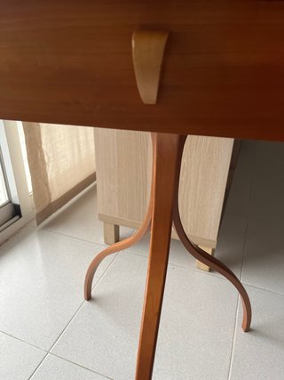 Mesita auxiliar diseño Modulus – Thomas Althaus