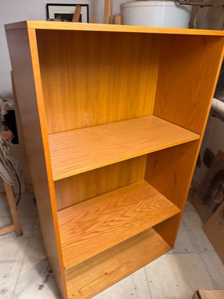 Estantería de madera