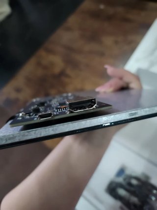 Monitor Portátil Táctil Capacitivo