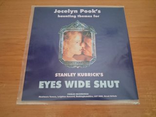 Eyes Wide Shut. 2 Versiones.