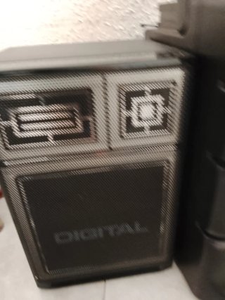 Altavoces Digital Compact Disc