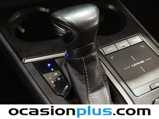Lexus UX 250h Business Navigation 2WD 135 kW (184 CV)