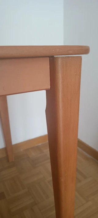 Mesa de madera 90x80 cm