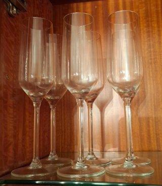 6 Copas de cristal para cava