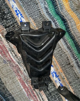 Guardabarros y Triángulo Yamaha R125