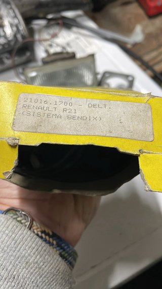 Recambios Renault: Pastillas y Faros