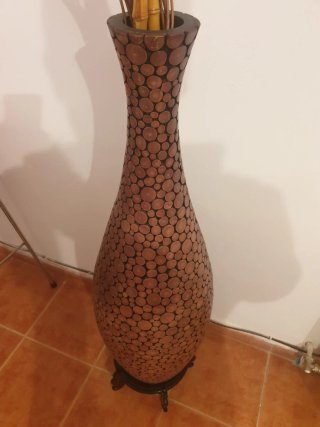 Jarrón de madera diseño exclusivo