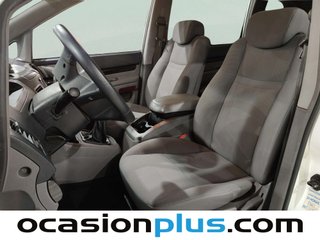 Ssangyong Rodius D22T Line 131 kW (178 CV)
