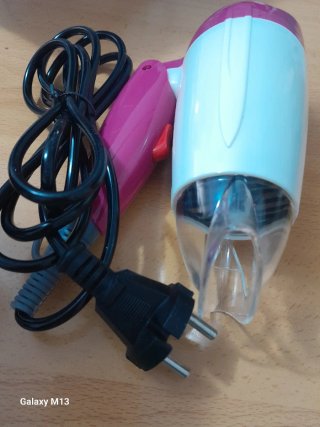 Secador de pelo Gemei GM-1709