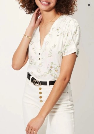 Top T44 Colección con etiqueta