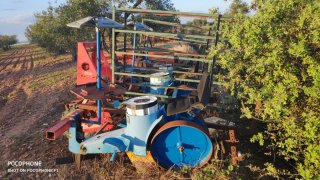 Máquina sembradora agrícola
