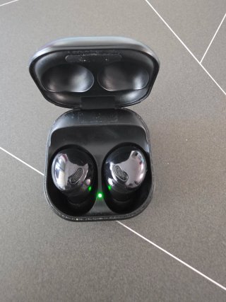 Galaxy Watch 5 Pro y auriculares buds pro