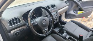 Volkswagen Golf 2012. 306239km