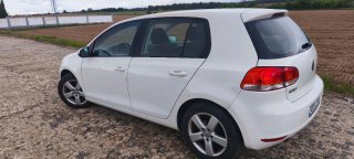 Volkswagen Golf 2012. 306239km