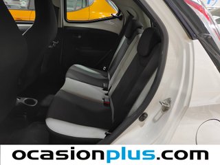Toyota Aygo 1.0 70 x-play 51 kW (69 CV)