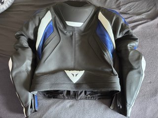 Mono Dainese Avro 4 Moto